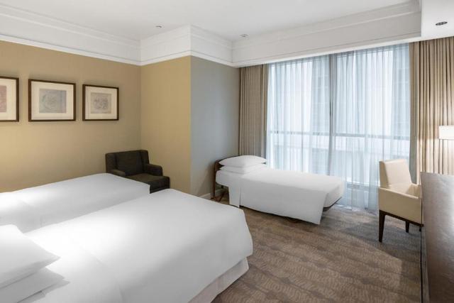 Triple room 3 single beds