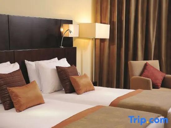 Classic Part Haram View Double room twin beds